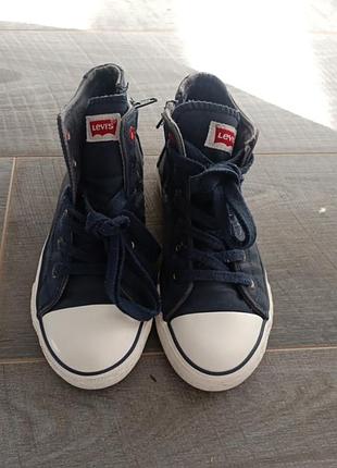 Кеди унісекс,в гарному стані