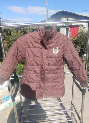 Дитяча осіння куртка