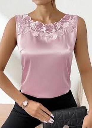 Рожевий атласний топ з вишивкою розм м
