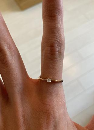 Стильне колечко золото 585 проба діамант обручка золота знижки нова