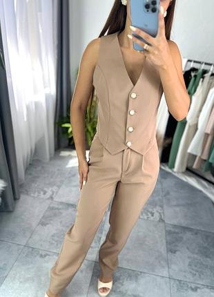 Стильний костюм