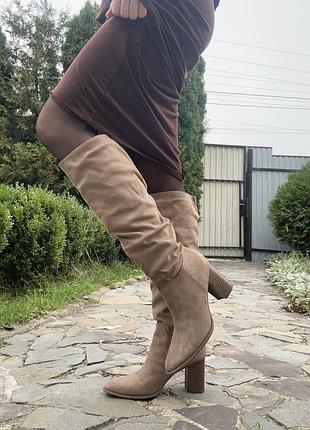 Замшеві чобітки на каблуку 40р