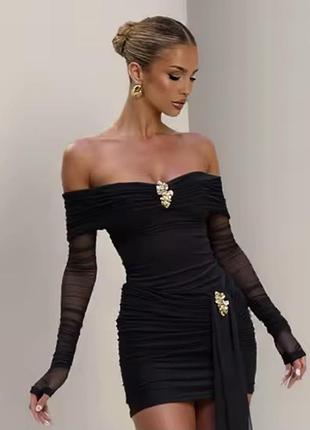 Платье вечернее,мини,на фотосессию,с открытыми плечами