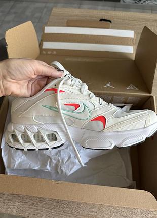 Кросівки жіночі nike zoom air