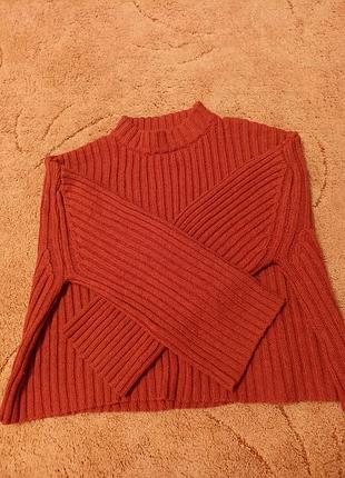 Кофта тепла светр в'язаний в рубчик укорочений