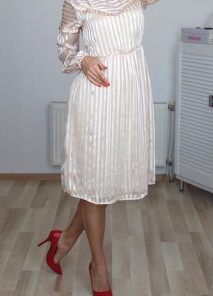 Шик платье в винтажном стиле шелковистая ткань жемчужное нарядное миди платье vila clothes4 фото