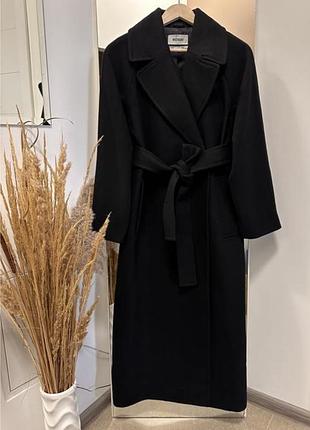 Фантастичне, обʼємне, щільне пальто від дорогого бренду weekday