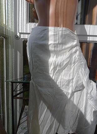 Атласная белая юбка