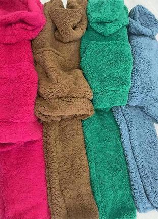 Жіночі костюми тедді