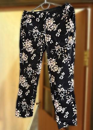 Брюки штани жіночі з квітковим принтом