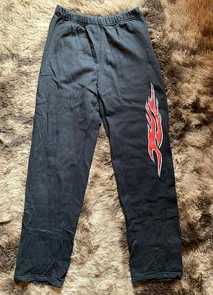 Чорні спортивні штани