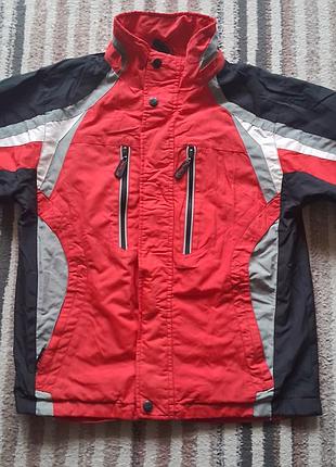 Чудова курточка на 8/11 років