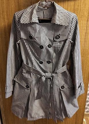 Плащ  двубортный женский 44-46рр