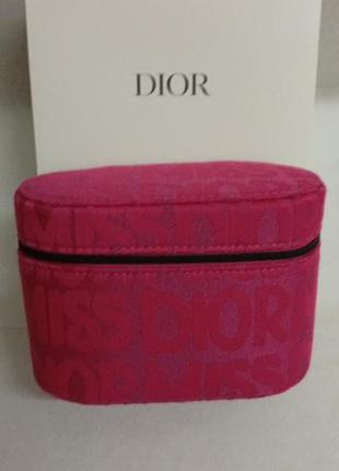 Шикарный  кейс /косметичка