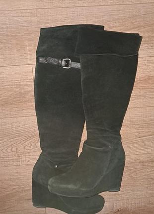 Сапожки замшеві, ботфорти  39 розмір. висота каблучка- 7 см. виробництво італія "andrea morelli ".