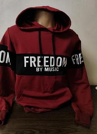 Мужской турецкий свитшот кенгуру.