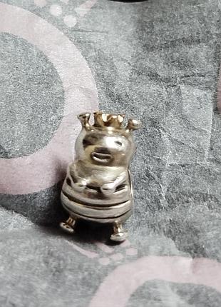 Pandora charm ✨ 2