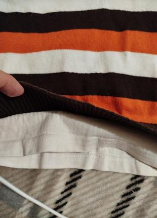 Полосатый свитер с v образным вырезом 3