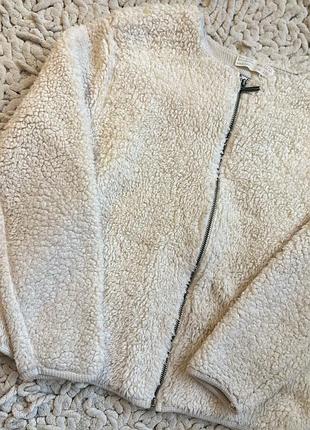 Дуже м’яка та тепла кофта від zara