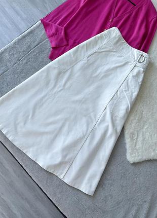 Біла котонова спідниця