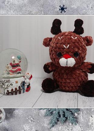 Олень - мягкая игрушка