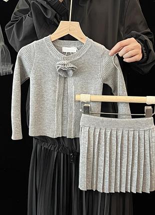 Костюмчик на дівчинку