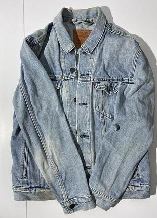Джинсовка levi’s розмір м