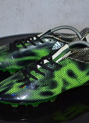 Бутсы полупрофи adidas f30 оригинал - 41 размер