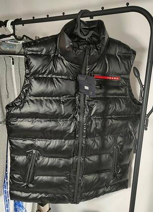 Жилетка prada пуховик жилет пуховий прада