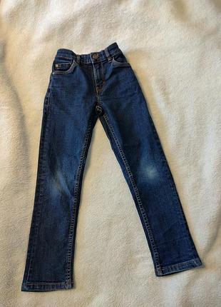 Джинси next