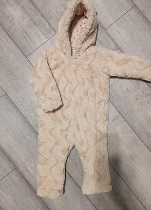Теплий комбінезон на холодну погоду