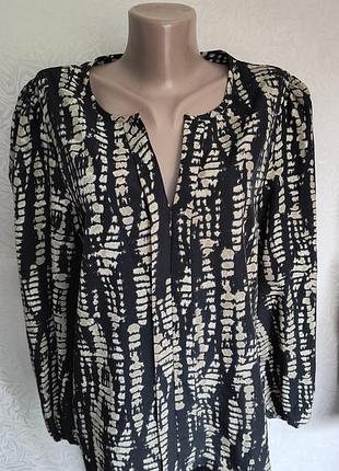 Стильная блузочка состояния отменная последняя цена ❤️