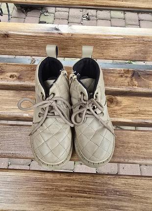 Продам ботинки для девочки