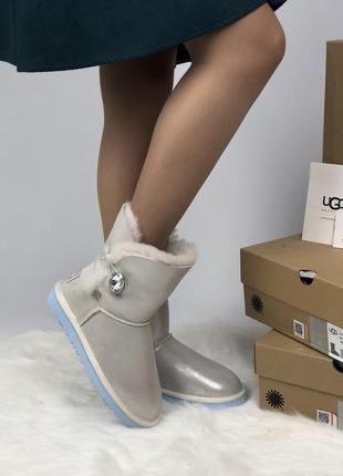 Жіночі уггі ugg bailey button swarovski grey