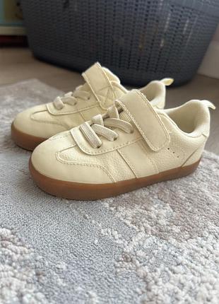 Кросівки h&m