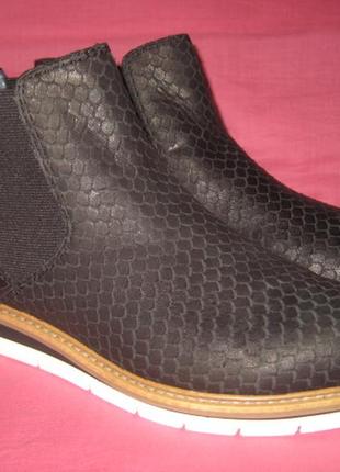 Жіночі демісезонні черевики tamaris оригінал - 39 розмір