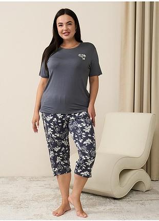 Пижама женская капри и футболка с рисунком 19062