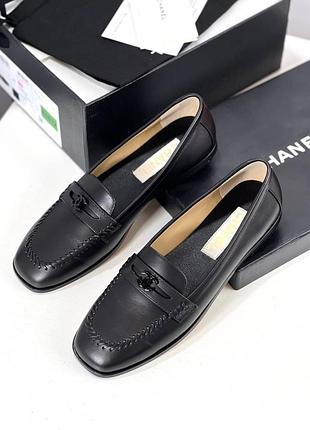 Туфлі жіночі