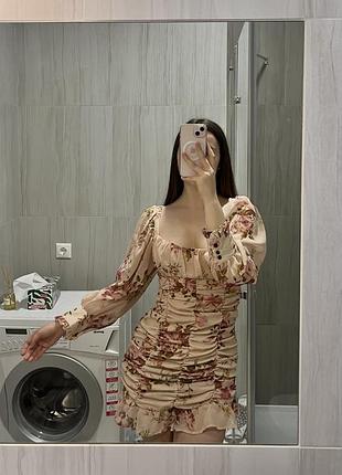 Цветочное мини платье