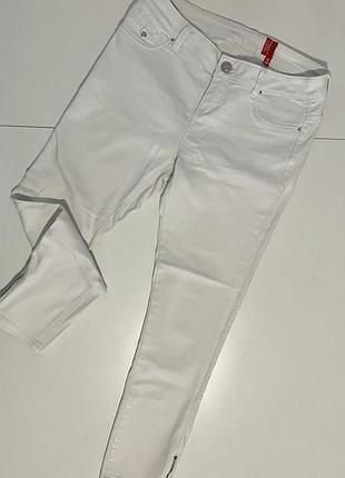 Джинси skinny