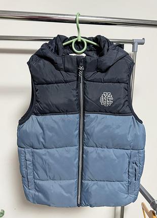 Безрукавка 134/140