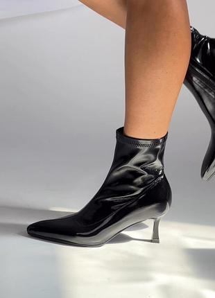 Ботільйони лакові 5