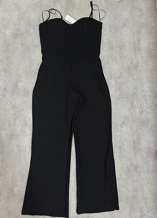 Елегантний комбінезон з широким низом для особливих виходів ✨