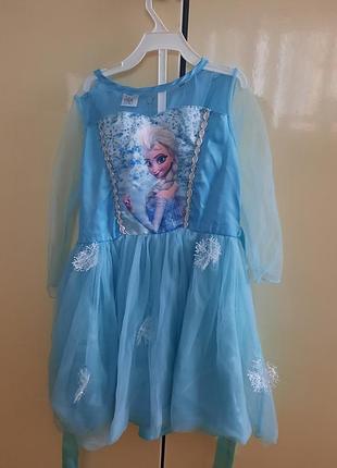 Супергерої,сукня для дівчинки, принцеси ельзи на 3-4рочки,є дефекти видно на останньому  фото