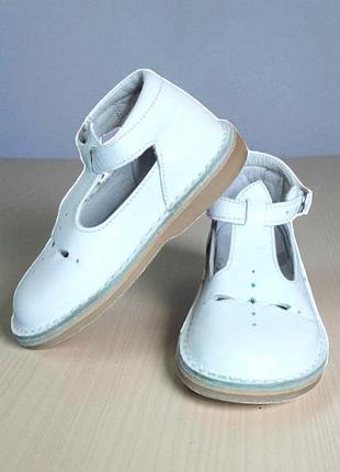 Культовые кожаные мокасины jacadi (размер 21, made in spain)