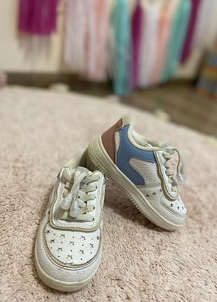 Дитячі кросівки 3