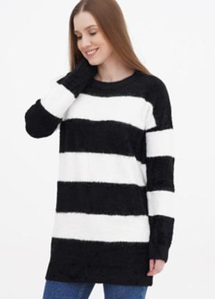 Пушистый свитер джемпер туника