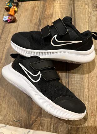 Кросівки nike