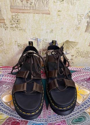 Ов босоніжки гладіатори dr. martens