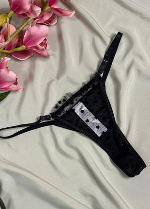 Чорні сексуальні трусики стрінги